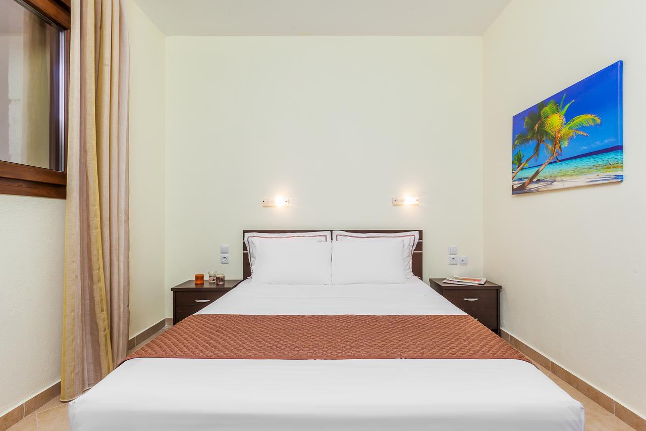 Belohorizonte Fine Accommodation Fourka Exterior foto